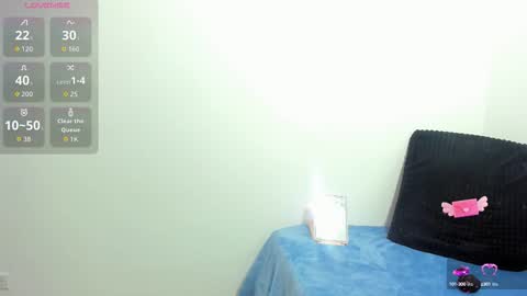 Snapshot of brittanyy20 chatting on October 1, 10:21 am brittanyy20 online show from October 1, 10:21 am