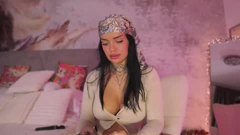 BriannaMoon online show from October 19, 5:02 pm