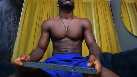 Bro friends online show from March 3, 11:10 pm