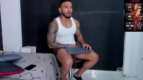 Snapshot of brock_hurn chatting on September 21, 10:00 pm brock_hurn online show from September 21, 10:00 pm