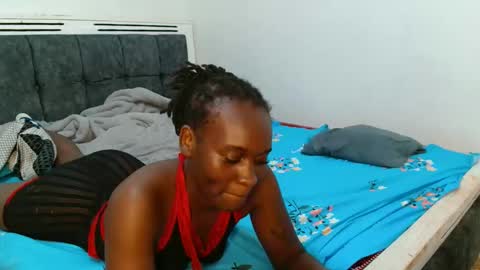 Snapshot of broken_haloo chatting on February 2, 7:34 pm broken_haloo online show from February 2, 7:34 pm