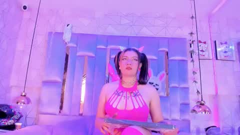     online show from March 3, 1:53 pm