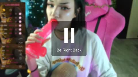 Snapshot of broodmommyy3 chatting on January 14, 10:44 pm Martha online show from January 14, 10:44 pm