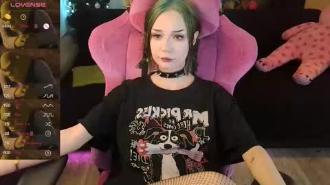 Snapshot of broodmommyy3 chatting on February 14, 12:57 pm Martha online show from February 14, 12:57 pm