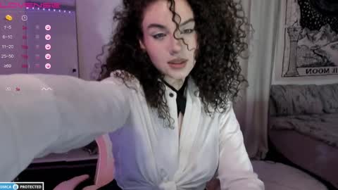 Snapshot of brookchills chatting on December 7, 6:48 pm Brook  Help me collect 100 reactions  online show from December 7, 6:48 pm