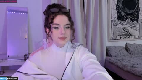 Snapshot of brookchills chatting on February 11, 8:20 pm Brook  Help me collect 100 reactions  online show from February 11, 8:20 pm