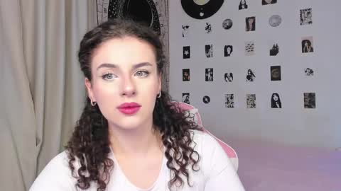 Snapshot of brookchills chatting on September 23, 7:11 am Brook  Help me collect 100 reactions  online show from September 23, 7:11 am
