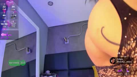 Brooke online show from December 1, 4:34 pm