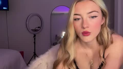 brookyxo online show from December 31, 4:16 am