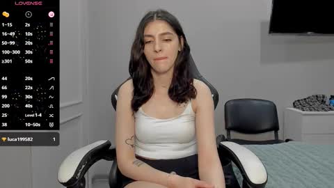 broosnica1 online show from October 9, 6:55 am