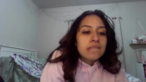 Snapshot of brownbunny212 chatting on February 19, 4:44 am brownbunny212 online show from February 19, 4:44 am