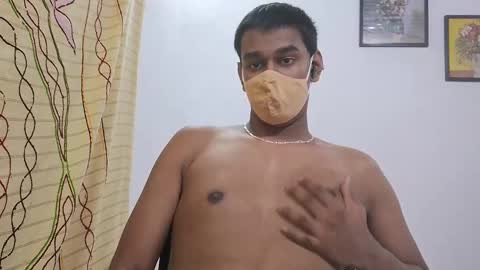 Snapshot of brownguy2505 chatting on December 1, 1:27 pm brownguy2505 online show from December 1, 1:27 pm