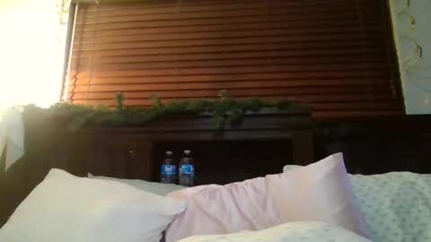 EtherealLilac online show from January 5, 11:44 pm