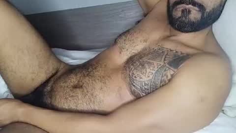 Snapshot of bruce_bigg chatting on January 2, 6:29 am Bruce online show from January 2, 6:29 am