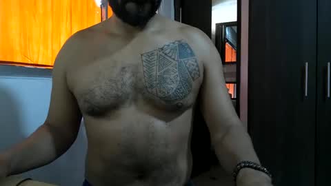 Snapshot of bruce_bigg chatting on February 4, 8:06 pm Bruce online show from February 4, 8:06 pm