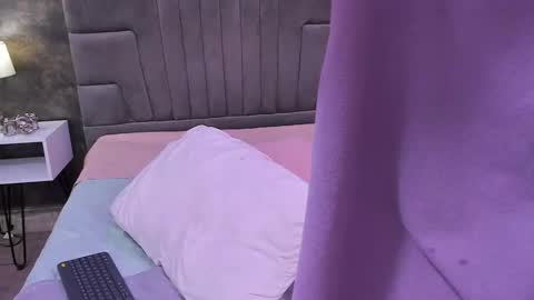 Snapshot of bruce_hans chatting on February 25, 11:41 am Bruce Hans online show from February 25, 11:41 am