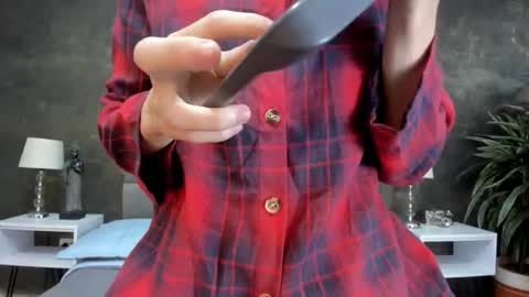 Snapshot of bruce_hans chatting on October 20, 11:43 am Bruce Hans online show from October 20, 11:43 am