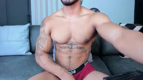 Snapshot of bruce_roldan chatting on September 20, 2:34 am bruce roldan online show from September 20, 2:34 am