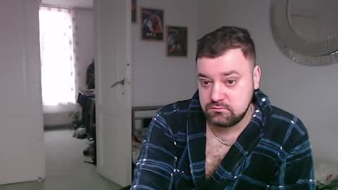 Bruce online show from February 6, 9:53 am