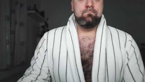 Bruce online show from October 19, 3:51 am