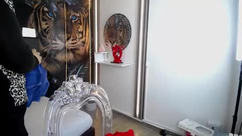 Bruja SCarlata online show from September 17, 10:17 am