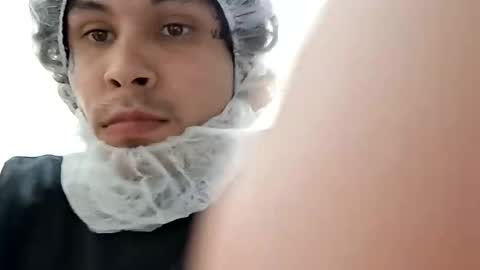 Snapshot of brumski4200 chatting on October 23, 2:00 am brumski4200 online show from October 23, 2:00 am