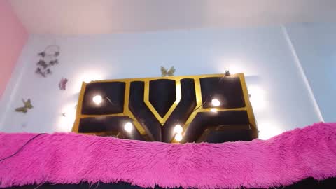 bruneleti_sex online show from December 21, 12:38 pm