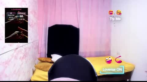 Snapshot of brunette_sasha chatting on November 25, 10:48 am Sasha Brunette online show from November 25, 10:48 am