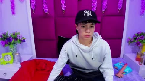 Snapshot of bruno_cruz chatting on October 8, 2:31 am Bruno Cruz online show from October 8, 2:31 am