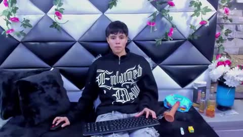 Snapshot of bruno_cruz chatting on October 23, 2:11 am Bruno Cruz online show from October 23, 2:11 am