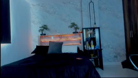 Andres Suarez online show from March 1, 2:55 pm