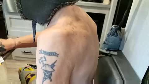 Steve... aka SkinnieDippin aka TimberTramp online show from October 13, 6:08 pm