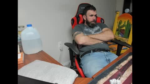 Snapshot of brutalmaster1983 chatting on December 2, 5:59 am BRUTALMASTER1983 online show from December 2, 5:59 am
