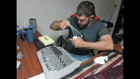 Snapshot of brutalmaster1983 chatting on December 17, 7:04 pm BRUTALMASTER1983 online show from December 17, 7:04 pm