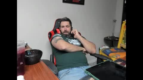 Snapshot of brutalmaster1983 chatting on November 5, 7:47 pm BRUTALMASTER1983 online show from November 5, 7:47 pm