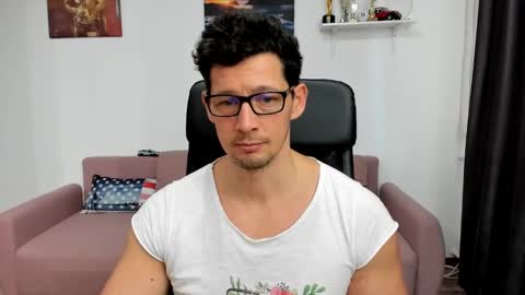 Snapshot of brutusk1 chatting on January 17, 10:00 am Brutus K online show from January 17, 10:00 am