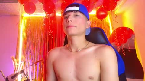 BRYAM INDEPENDENT MODEL online show from September 24, 8:34 pm