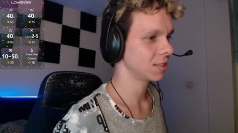 bryamado online show from October 23, 2:22 am