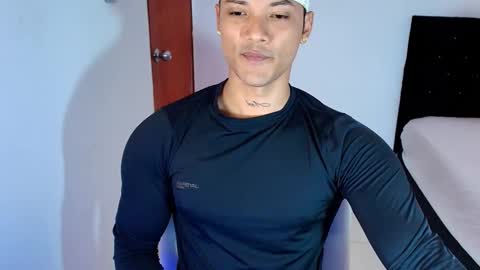 Snapshot of bryan_boy_ chatting on September 19, 7:14 pm bryan online show from September 19, 7:14 pm