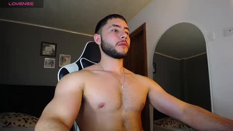 bryan_oficials online show from December 8, 6:11 am