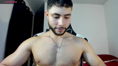 bryan_oficials online show from December 4, 4:33 am