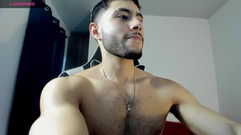 bryan_oficials online show from December 15, 3:11 am