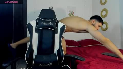 bryan_oficials online show from February 17, 4:31 am