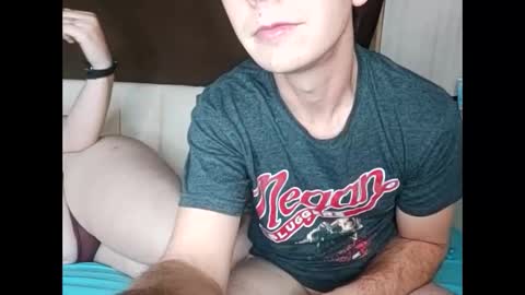 Snapshot of bubblebutt417 chatting on November 29, 2:25 am Max candi online show from November 29, 2:25 am