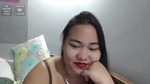 Snapshot of bubblebuttpinay chatting on February 23, 1:21 pm Sunshine online show from February 23, 1:21 pm