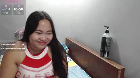 Snapshot of bubblebuttpinay chatting on February 27, 3:47 am Sunshine online show from February 27, 3:47 am