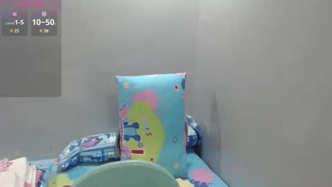 Snapshot of bubblebuttpinay chatting on March 4, 12:18 am Sunshine online show from March 4, 12:18 am