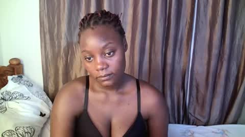 Snapshot of bubbly_ass30 chatting on October 8, 1:58 am bubbly_ass30 online show from October 8, 1:58 am