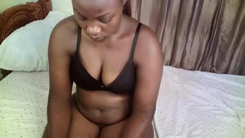 Snapshot of bubbly_ass30 chatting on October 10, 1:59 am bubbly_ass30 online show from October 10, 1:59 am