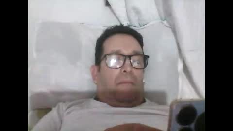 Snapshot of buchs32 chatting on October 2, 6:09 am buchs32 online show from October 2, 6:09 am